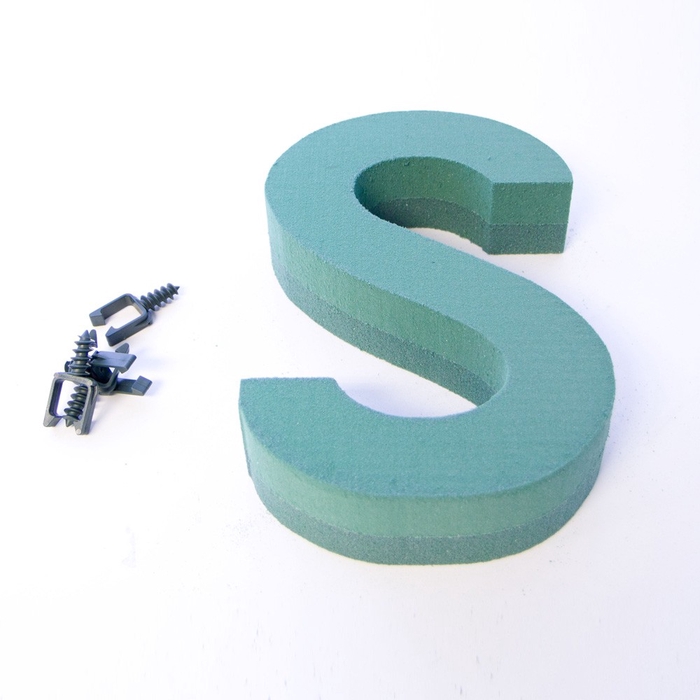 <h4>Oasis Letter S 31cm</h4>