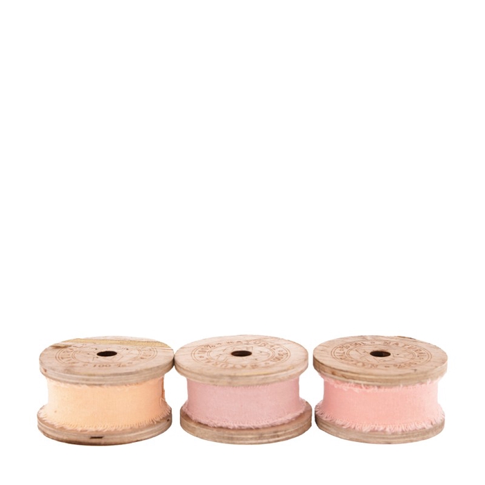 <h4>FABRIC ON WOODEN SPOOL 3MX2,5CM PINK</h4>