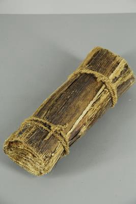 <h4>Banana Bark Roll 30cm Dark</h4>