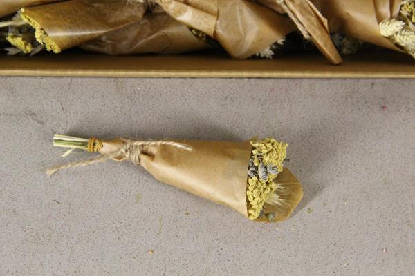 <h4>Df bouquet 15cm a dam naturel</h4>
