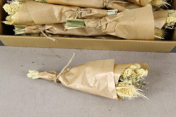 <h4>Df bouquet 25cm a dam bleached</h4>