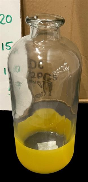 <h4>GLAS FLES 35 CM YELLOW</h4>