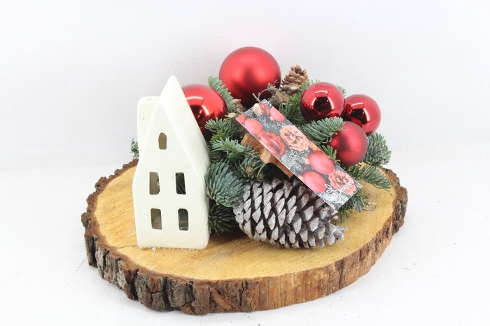 <h4>arr5 Kerst MB487 - Hout schijf ker. kaars huisje rood</h4>