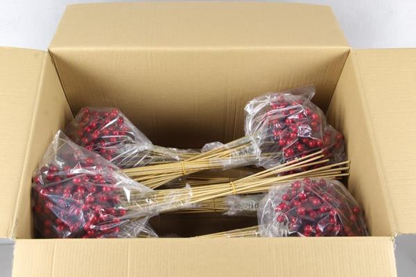 <h4>Stick Berries Rose Hips Red</h4>